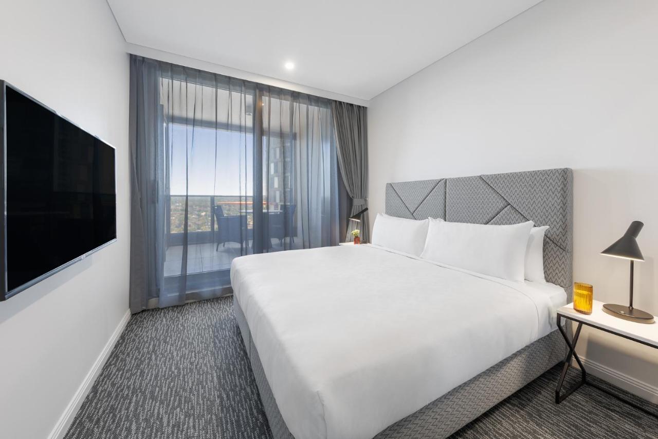Meriton Suites George Street, Parramatta Sydney Esterno foto