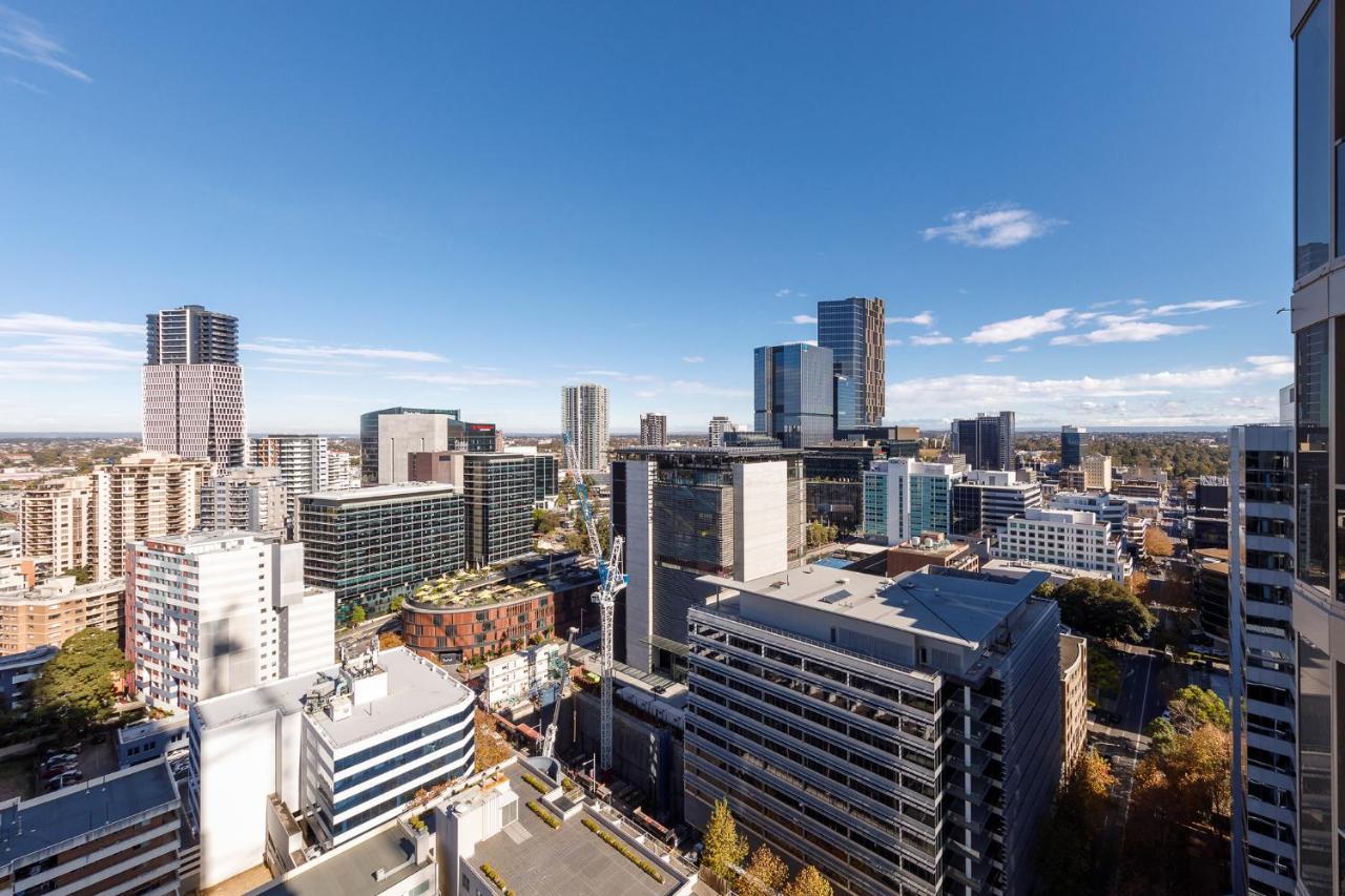 Meriton Suites George Street, Parramatta Sydney Esterno foto