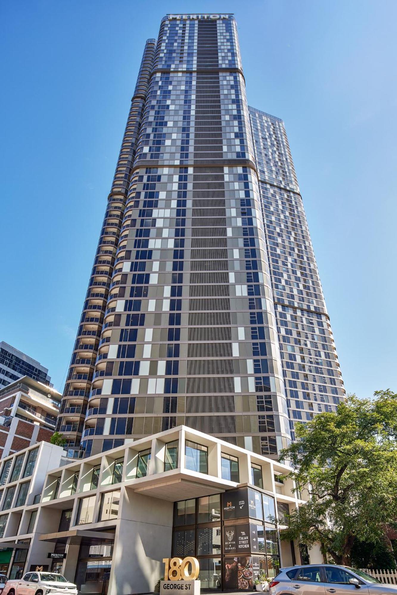Meriton Suites George Street, Parramatta Sydney Esterno foto