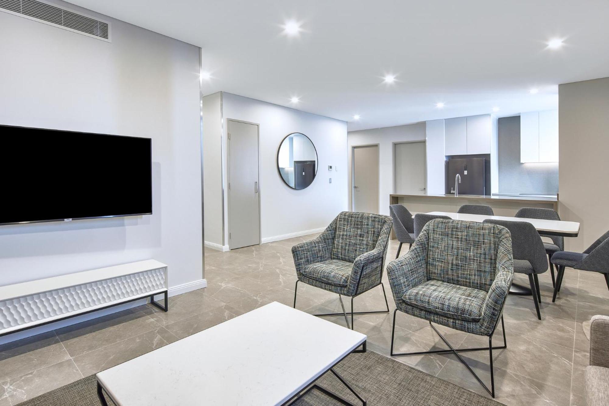 Meriton Suites George Street, Parramatta Sydney Esterno foto