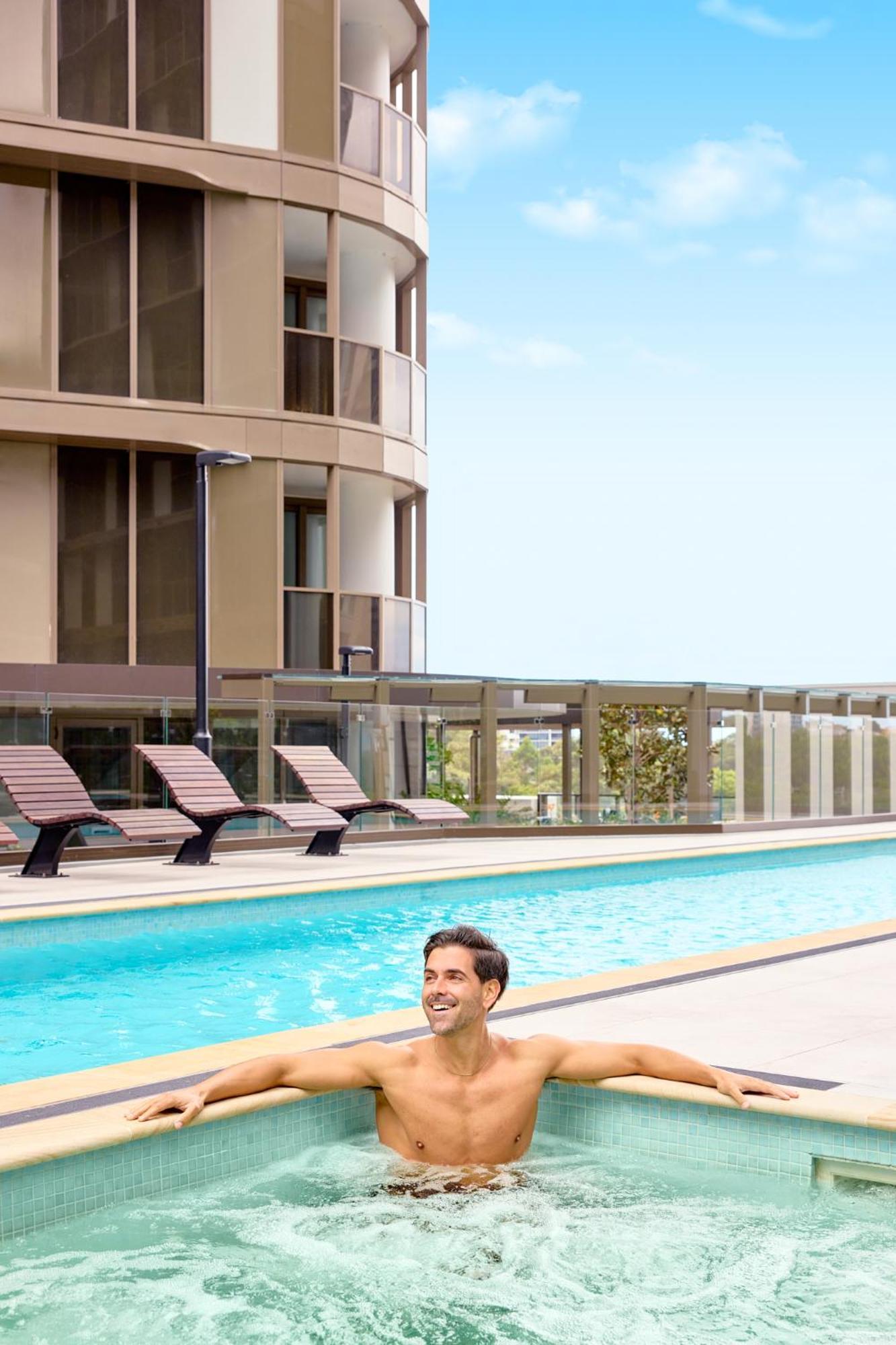 Meriton Suites George Street, Parramatta Sydney Esterno foto